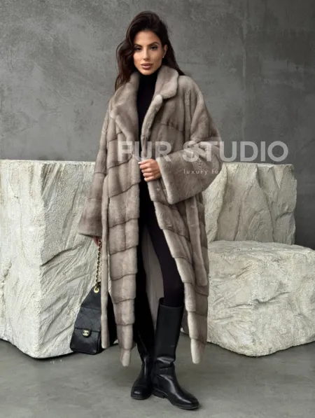 Удлинённая норковая шуба с поясом - фото 5