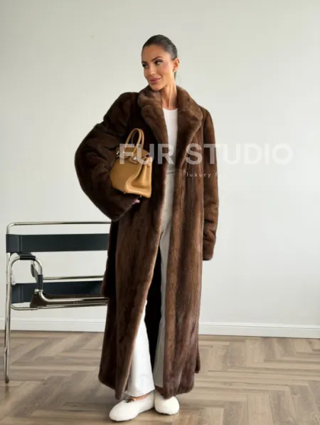 Прямая шуба из норки с поясом - фото 11