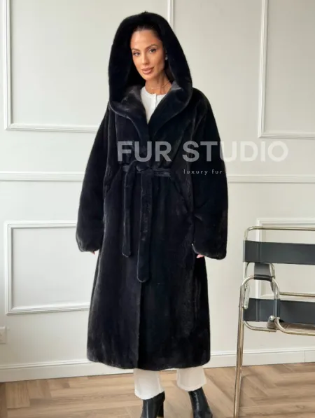 Шуба из норки BLACKGLAMA  с капюшоном в роспуск - фото 8