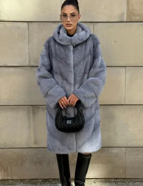 Шуба midi из меха норки с капюшоном, рукава трансформер - фото 8