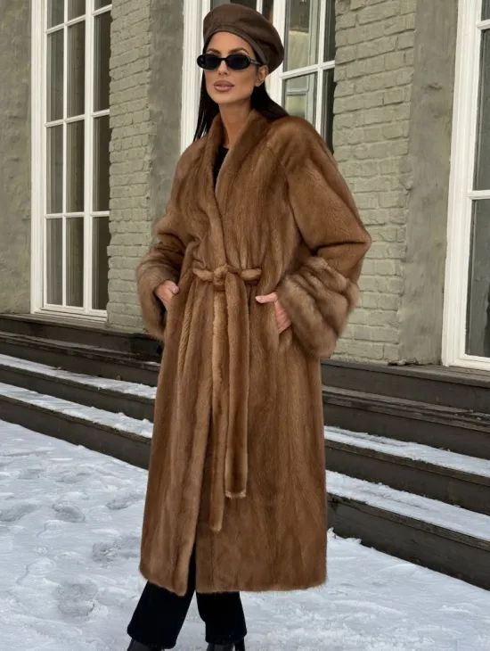 Шуба норковая кимоно VINTAGE GOLD рукава с отделкой из меха куницы - фото 0