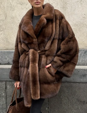 Полушубок из меха норки Brown Velvet, английский воротник фасон - летучая мышь - фото 5