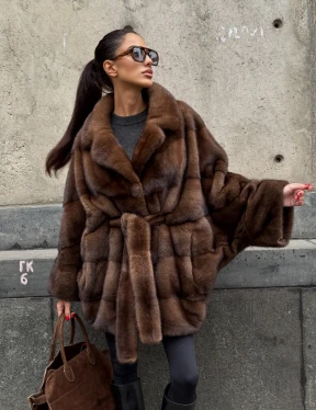 Полушубок из меха норки Brown Velvet, английский воротник фасон - летучая мышь - фото 10