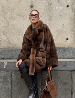 Полушубок из меха норки Brown Velvet, английский воротник фасон - летучая мышь - фото 11