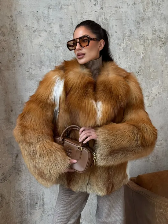 Короткая шуба из натуральной рыжей лисы - фото 8