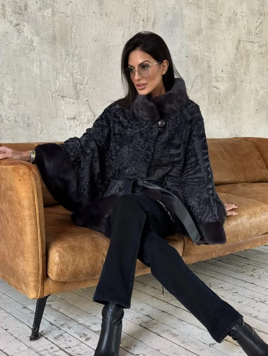 Меховое пончо - шуба из натурального меха каракульчи с отделкой из норки - фото 8