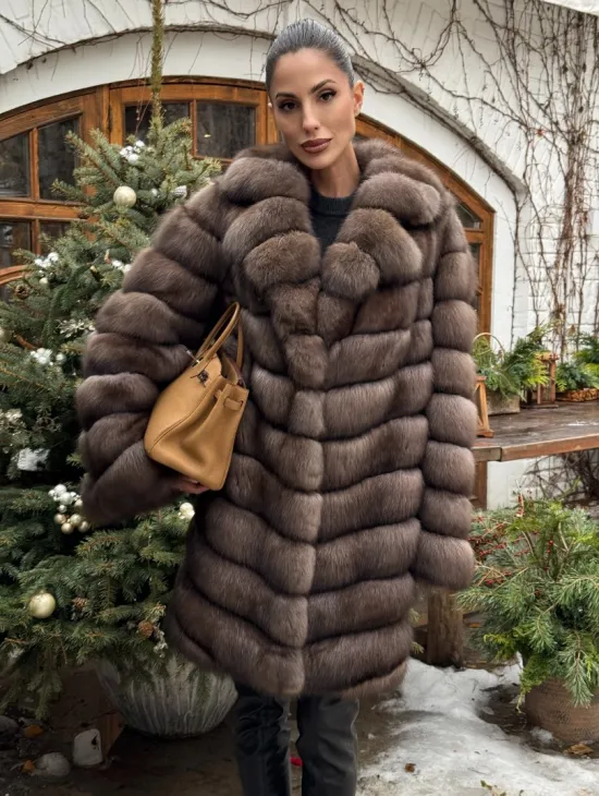 Шуба из соболя баргузинского с английски воротником SILVER 1-2 - фото 0