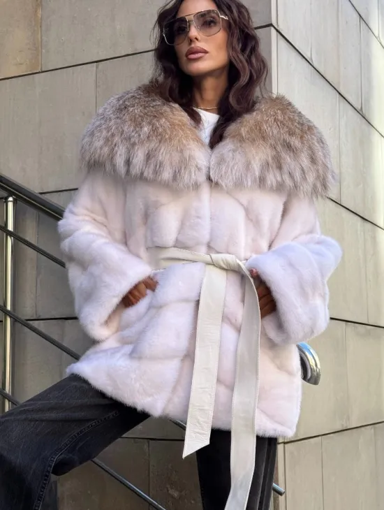 Норковая шуба с мехом рыси - белая - фото 5
