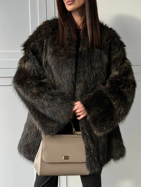 Женский полушубок из меха Финского енота Saga - фото 3