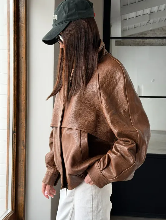 Стильная кожаная куртка - фото 4