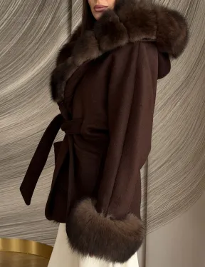 Пальто с мехом песца под соболь - фото 5