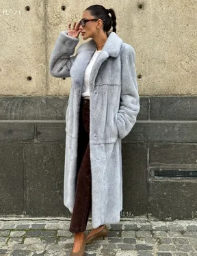 Голубая шуба из плюшевой норки “Velvet” - фото 6