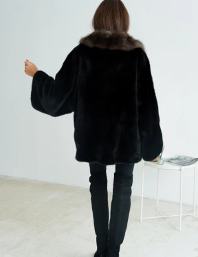 Норковая шуба Blackglama, английский воротник из меха куницы - фото 2