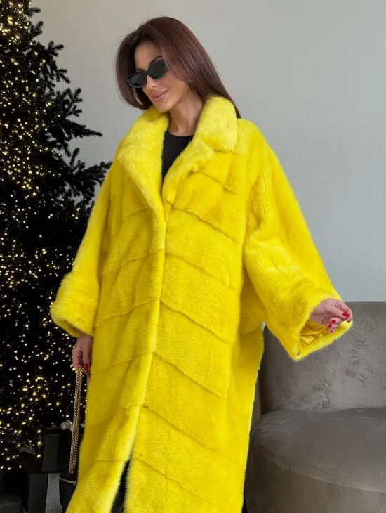Шуба норковая в стиле Oversize - цвет лимонный - фото 1